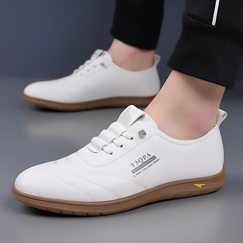 Chaussures de marche faciles à enfiler pour hommes