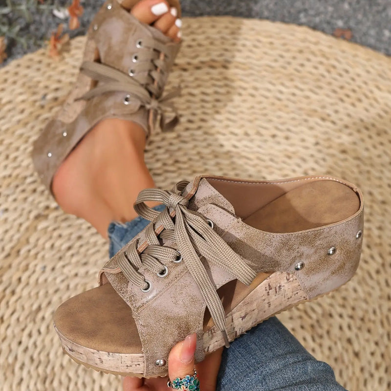 Sandales compensées à bout ouvert pour femme