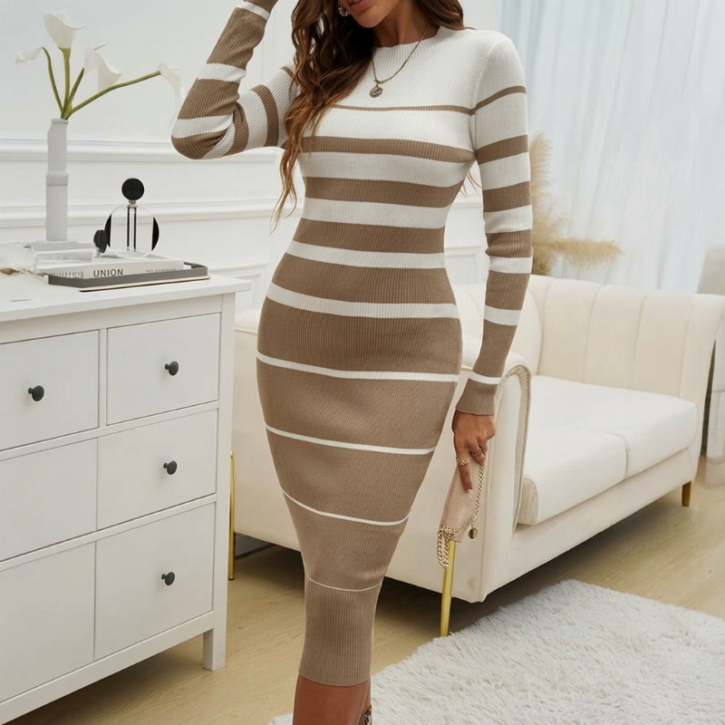 Robe en maille rayée bodycon à manches longues pour femme