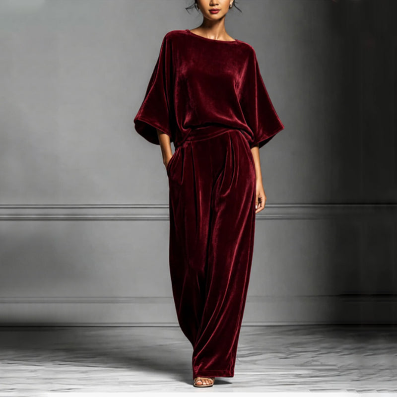 Ensemble haut à manches courtes en velours et pantalon large pour femme