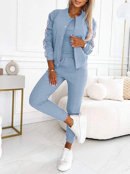 Ensemble trois pièces pour femme comprenant une veste et un pantalon de baseball