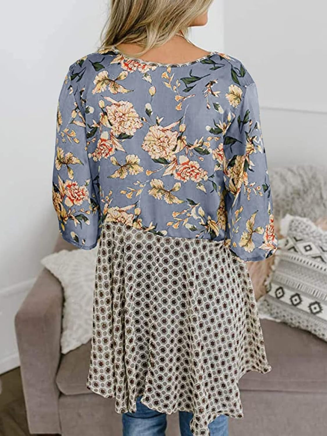 Cardigan pour Femme à Motif Floral avec Manches à Volants et Nœud