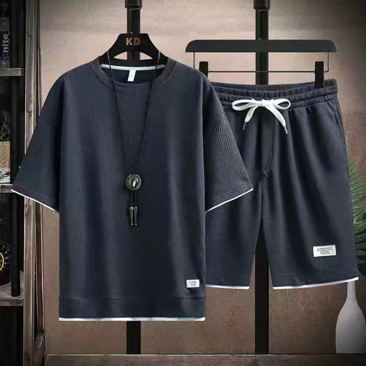 👕 50% DE RÉDUCTION! 🧇 Ensemble 2 Pièces T-Shirt & Short en Tissu Gaufré – Léger, Respirant & Parfait Pour Un Look Décontracté En Été ☀️