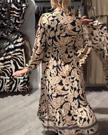 Robe chemise vintage à fleurs avec boutonnage à la taille