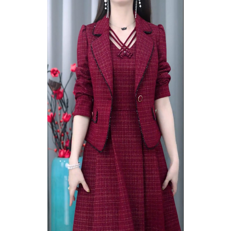 Ensemble 2 Pièces : Blazer Tendance et Robe Sans Manches pour Femme