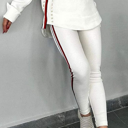 🔥2025 Nouvel Arrivage - 75% DE RÉDUCTION🎉Top et pantalon à capuche décontracté à rayures et à manches longues pour femmes