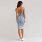 Robe camisole moulante fendue en denim à bretelles réglables et col en U