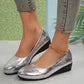 Chaussures en cuir pour femme légères et élégantes.
