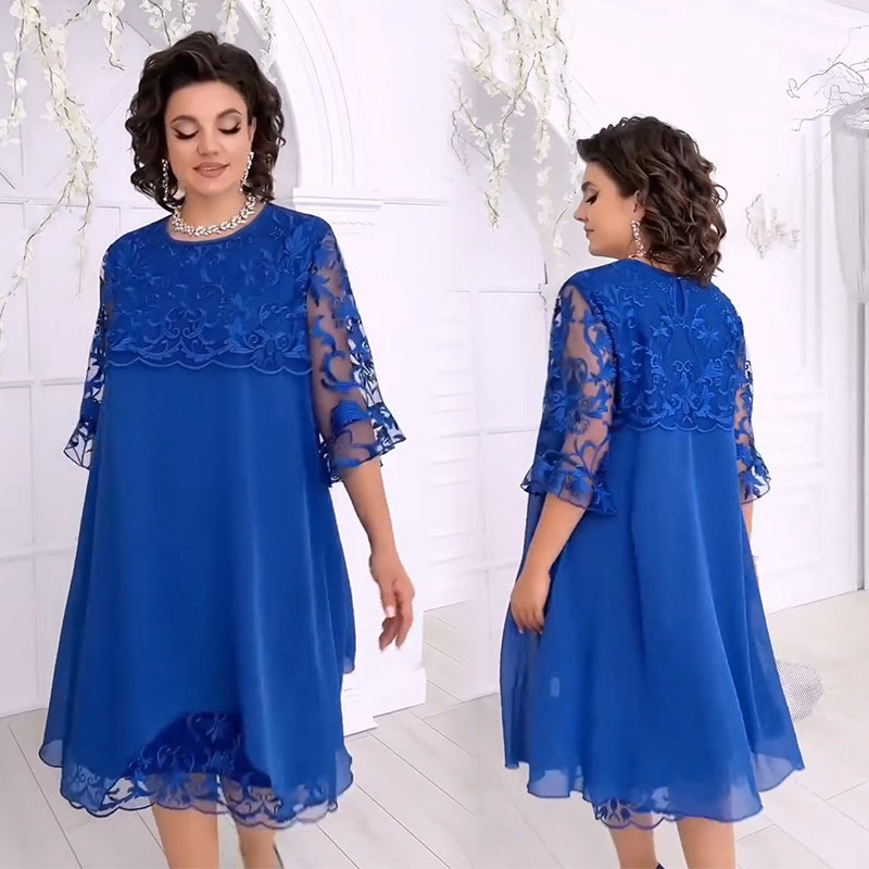 Transparentes Spitzenkleid in Layering-Optik