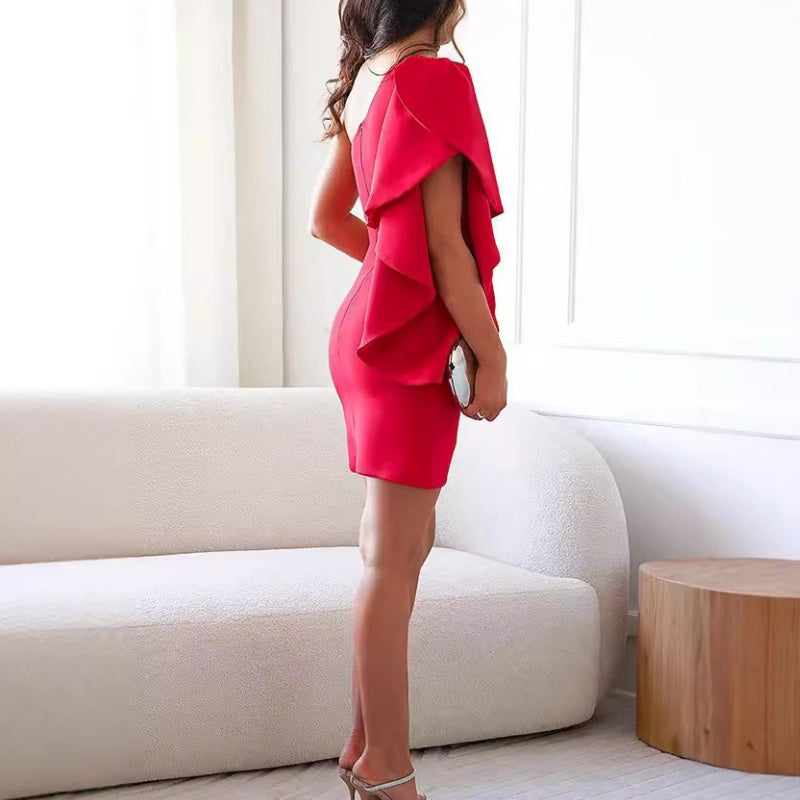 Femmes une épaule robe de cocktail à volants