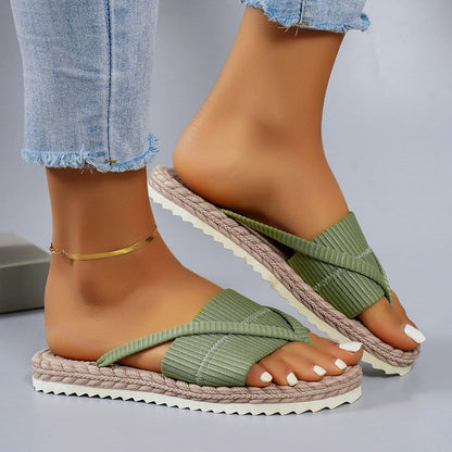 Tongs confortables et décontractées pour femme