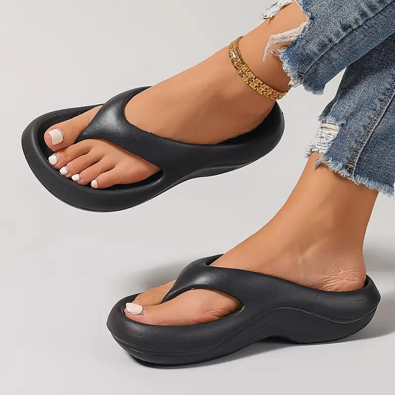 Tongs à la mode antidérapantes avec semelle épaisse et souple