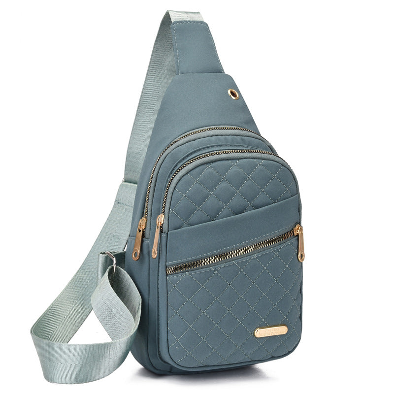 🔥 40 % DE RÉDUCTION ! 🛍️🎒Poche poitrine métal légère – Pratique avec passage pour câble 🎒🎀