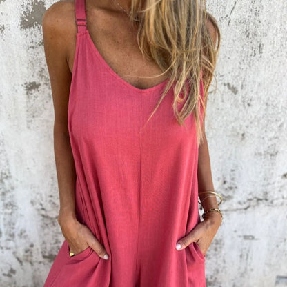 Combinaison décontractée pour femme en mélange de coton et de lin avec poches et bretelles réglables dans une coupe ample