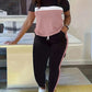 Ensemble 2 pièces pour femmes composé d'un haut à manches courtes et d'un pantalon avec poignets et cordon de serrage en couleur contrastée