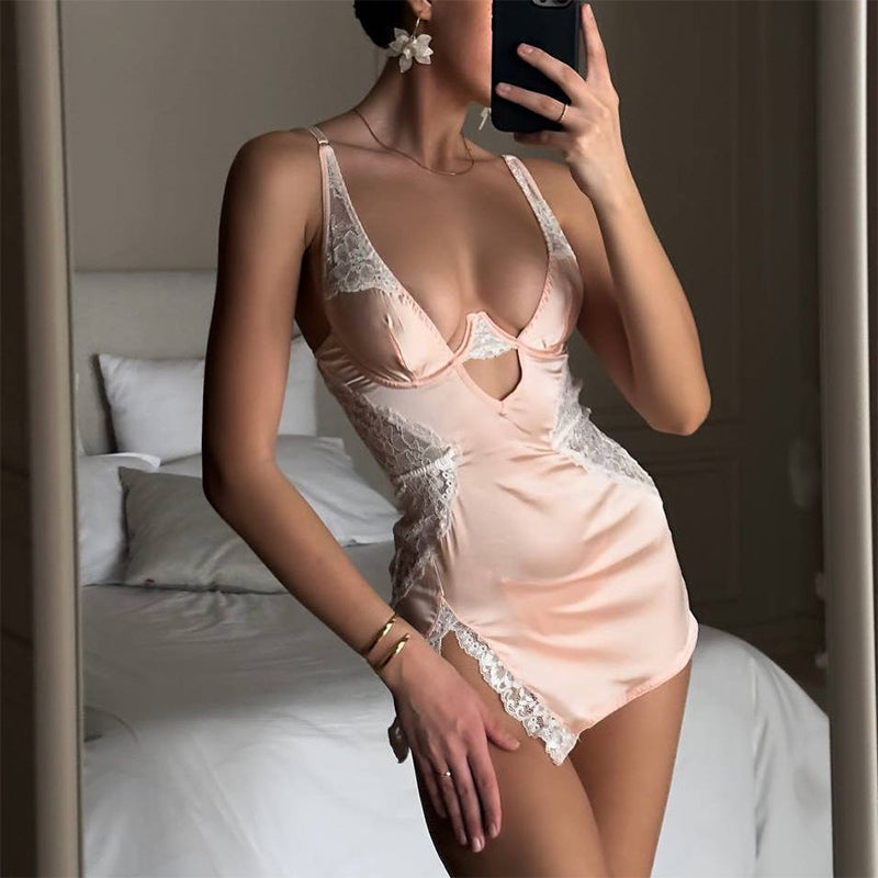 👗 Soldes exclusifs -50 % ! 💃Ensemble deux pièces composé d'une robe sexy à bretelles spaghetti en dentelle et d'un string