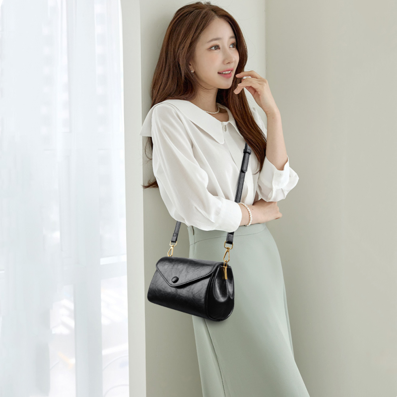 📢50% de réduction！！！📍Sac à bandoulière simple et élégant pour femme