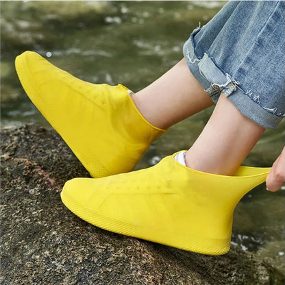 ☔ PROMO LIMITÉE 🎁 1 ACHETÉ = 1 OFFERT ! Couvre-Chaussures Imperméables Latex – Antidérapant, Pliable Poche, Réutilisable · M EU 34-40 / L EU 41-47 · 5 Coloris 💥