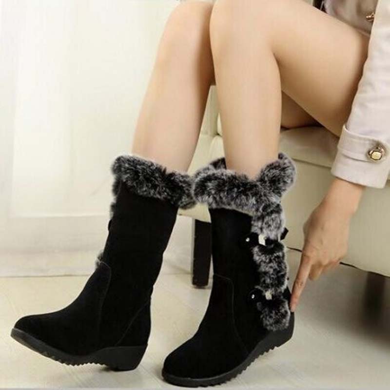Bottes de neige mi-mollet pour femmes avec bordure en peluche