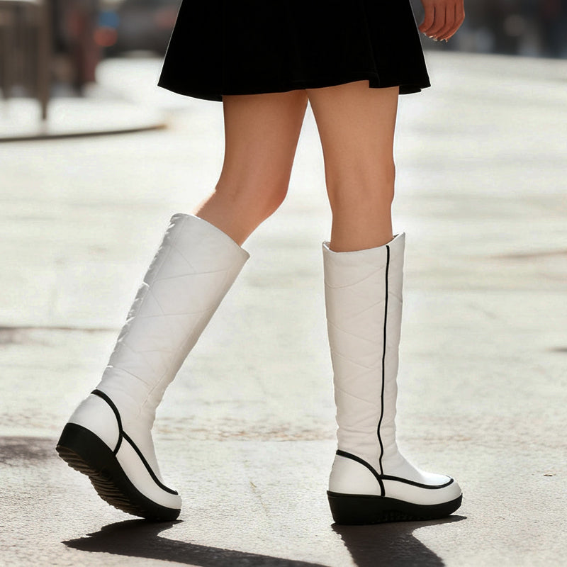 Bottes de neige chaudes montant jusqu'aux genoux pour femmes