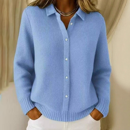 Pull élégant pour femme avec col et boutonné