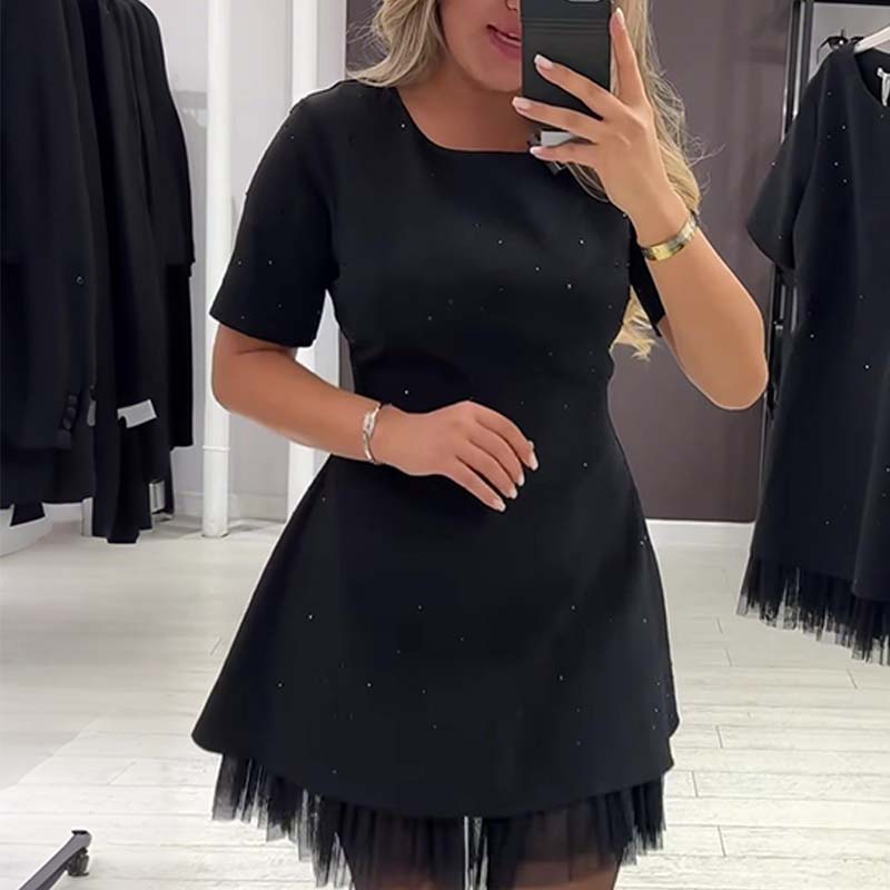 Mini Robe pour Femme Scintillante à Manches Courtes et Dentelle | Élégante et Brillante