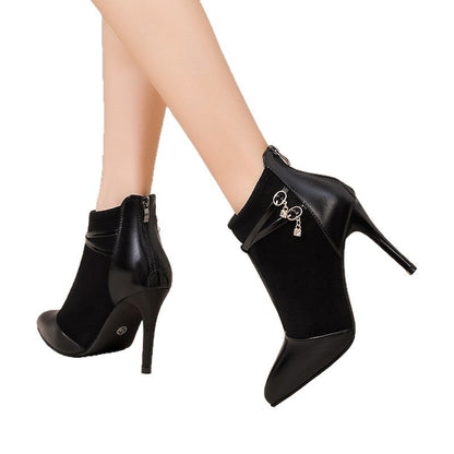Bottines élégantes à talons aiguilles avec bout pointu
