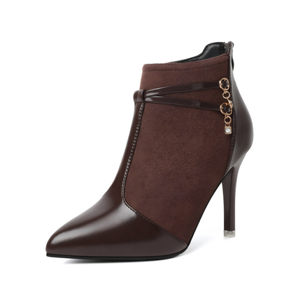 Bottines élégantes à talons aiguilles avec bout pointu