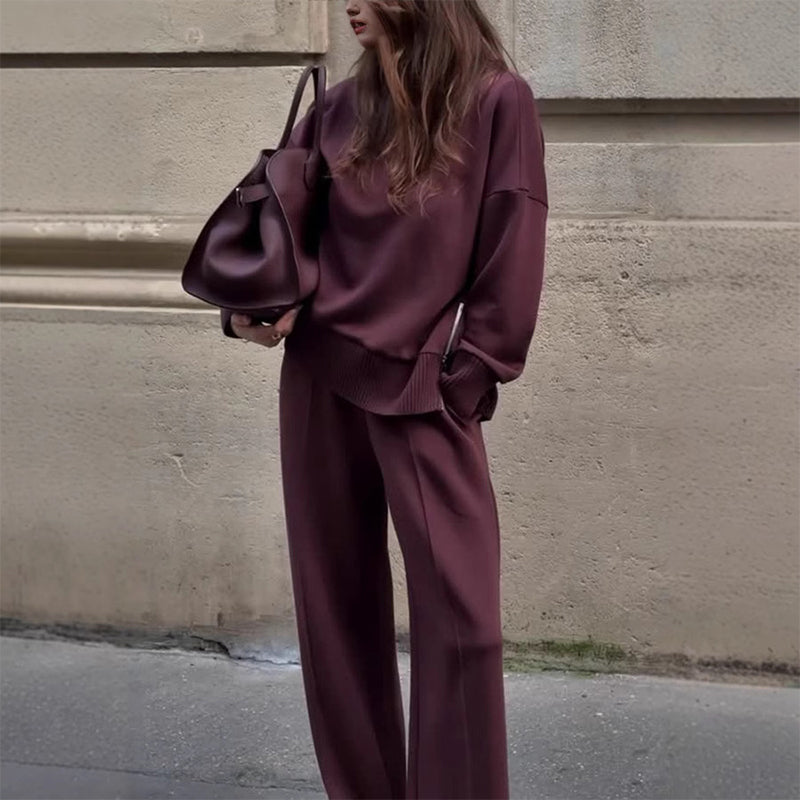 Ensemble sweat-shirt à col montant et pantalon à fermeture éclair sur le côté
