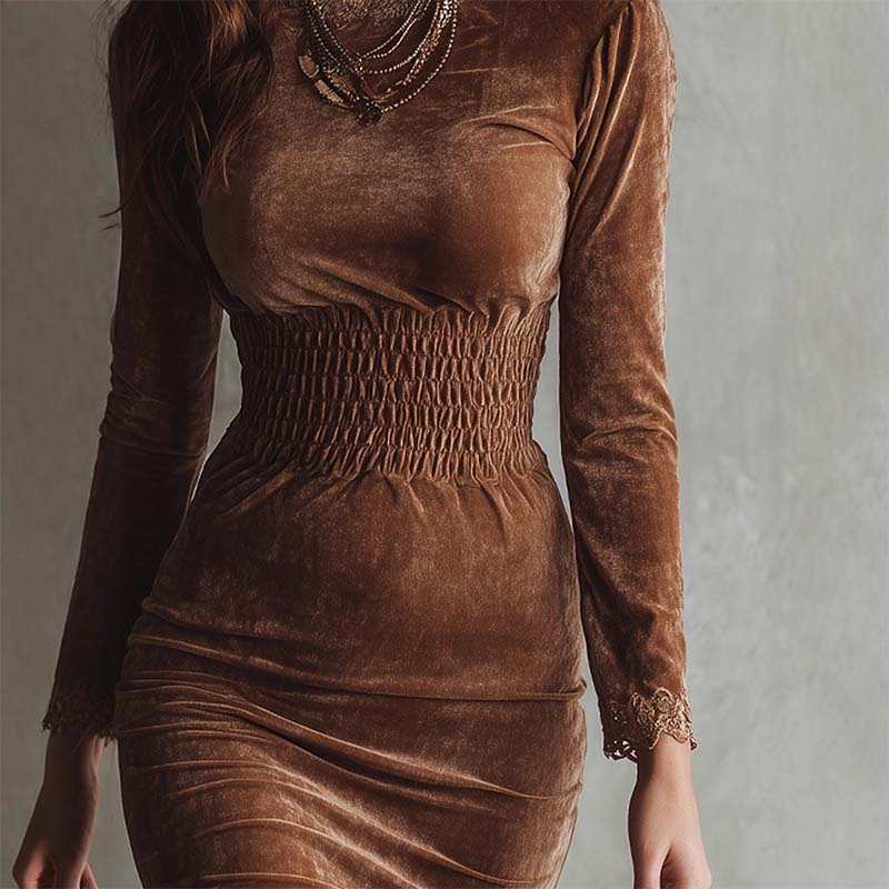 Robe élégante plissée et cintrée pour femme