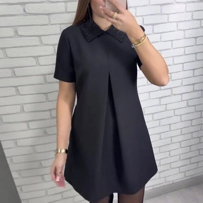 🚛💃Mini-robe élégante à la coupe parfaite et au col raffiné✨