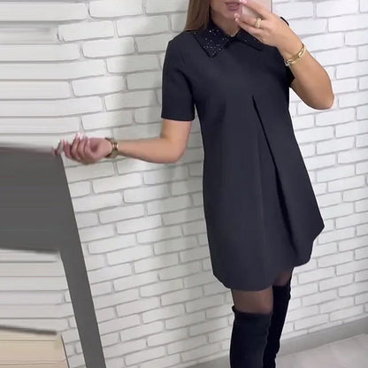 🚛💃Mini-robe élégante à la coupe parfaite et au col raffiné✨