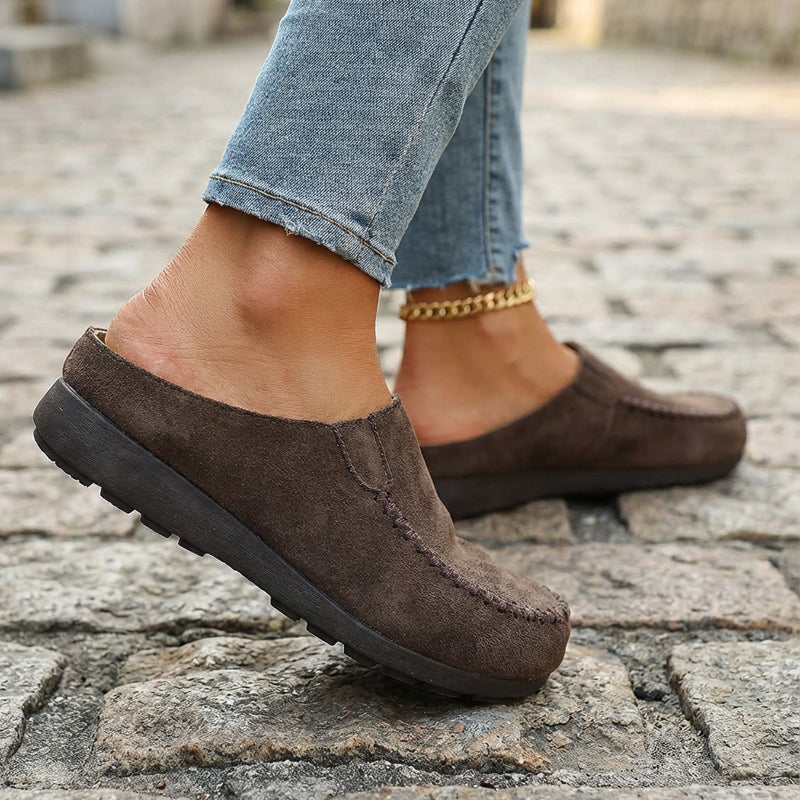 👡 50% DE RÉDUCTION! Pantoufles Mules Femme à Bout Large Fermé – Semelle Moelleuse, Antidérapantes & Parfaites Pour Un Confort Douillet À La Maison 🏠