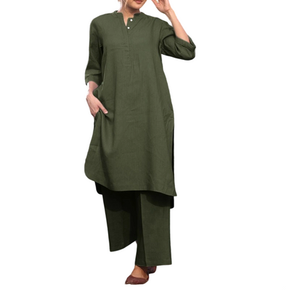 Ensemble composé d'un haut ample uni et d'un pantalon large