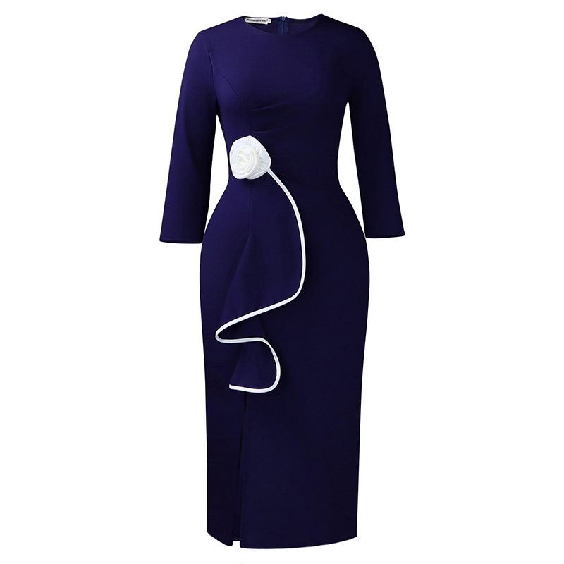 Élégante robe moulante à col rond et volants