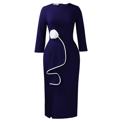 Élégante robe moulante à col rond et volants