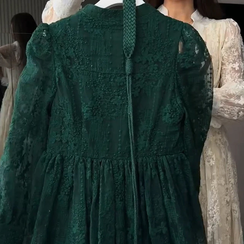 📢📢50 % de réduction !! ⏰ Robe Vintage à Manches Lanternes Brodées – Dentelle Délicate, Coupe Romantique & Élégance Rétro 🌸