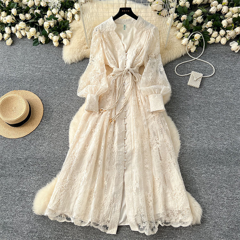 📢📢50 % de réduction !! ⏰ Robe Vintage à Manches Lanternes Brodées – Dentelle Délicate, Coupe Romantique & Élégance Rétro 🌸