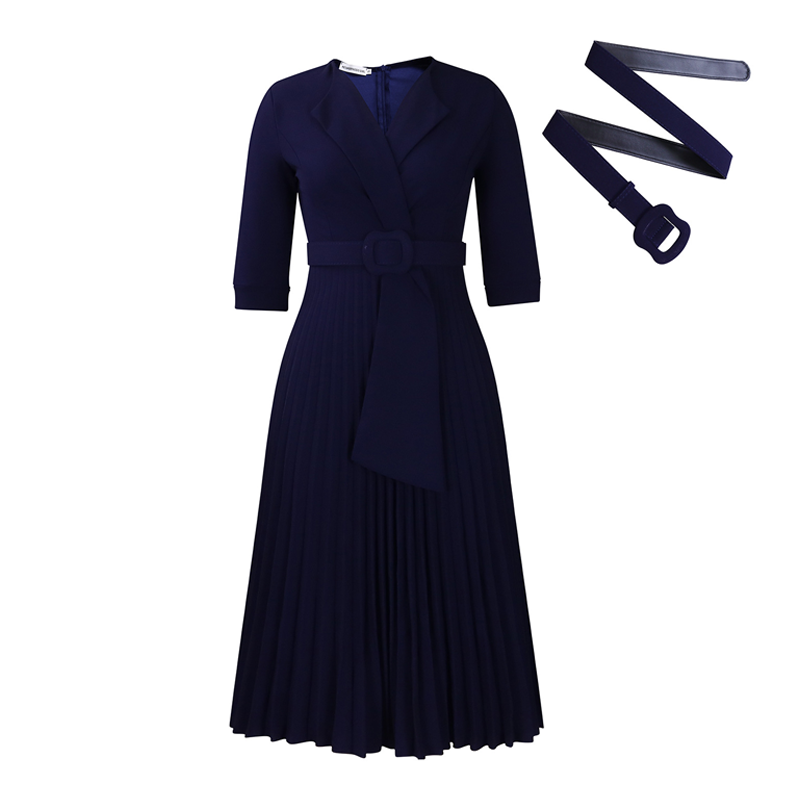 Robe élégante avec encolure en V, plis et ceinture