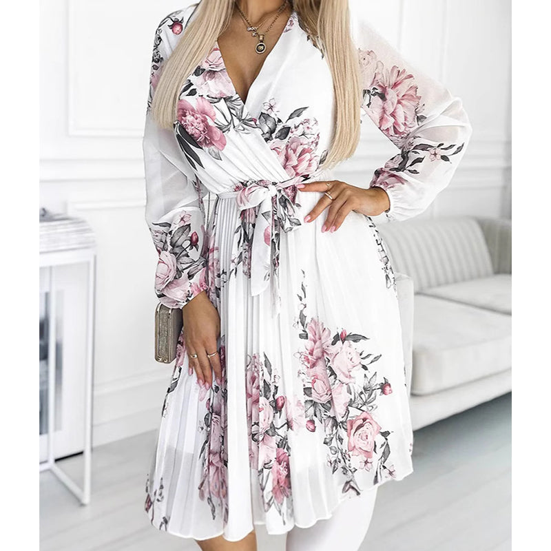 Robe femme à motif floral, encolure en V et plis