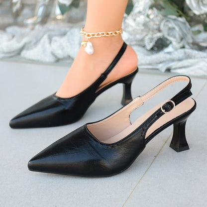 Élégantes chaussures à talons bobines et bout pointu