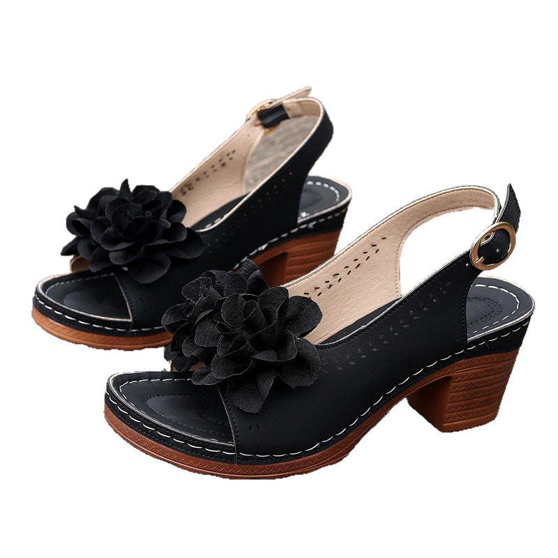 Sandales pour femme à talon bloc avec fleurs 3D et bout ouvert