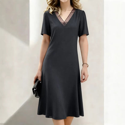 Robe Élégante Femme avec Col V en Tulle