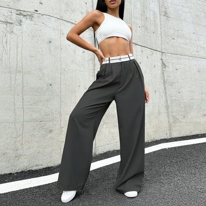Pantalon de costume pour femme à jambes larges avec ceinture contrastée