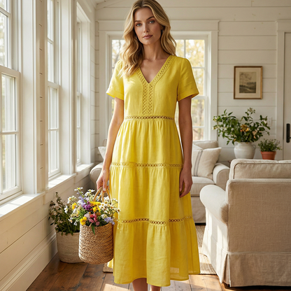 Robe élégante à encolure en V et empiècements en dentelle pour femme