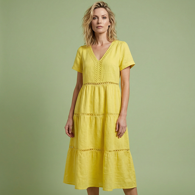 Robe élégante à encolure en V et empiècements en dentelle pour femme