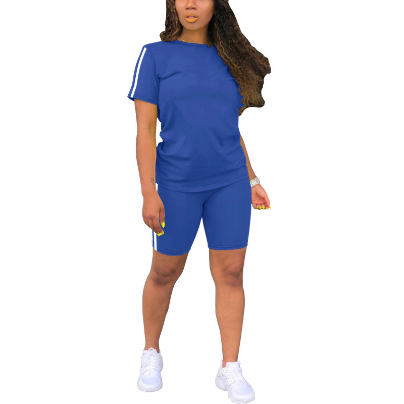 Ensemble décontracté pour femme comprenant un haut à manches courtes et un short