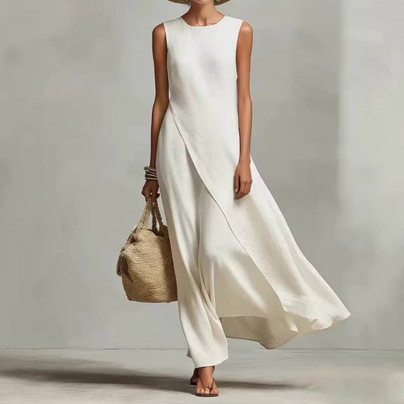 Robe longue chic, asymétrique et sans manches
