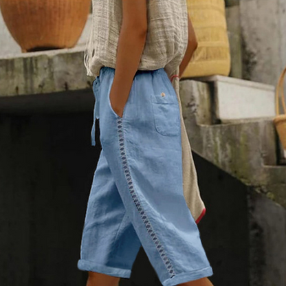 Pantalon capri d’été femme avec dentelle ajourée
