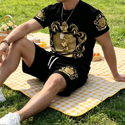 👑✨ PROMO FLASH 50% ! Ensemble Homme Blason Doré – T-shirt & Short Décontracté, Tissu Léger, Ceinture Élastique, Style Urbain Chic 🎽